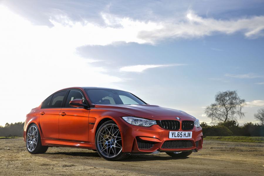  BMW M3 Competition Package 2016 года  (UK) (фото 13 из 25)